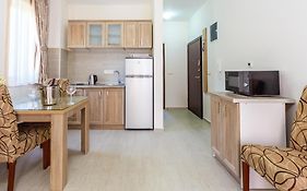 Opium Mar Apartments