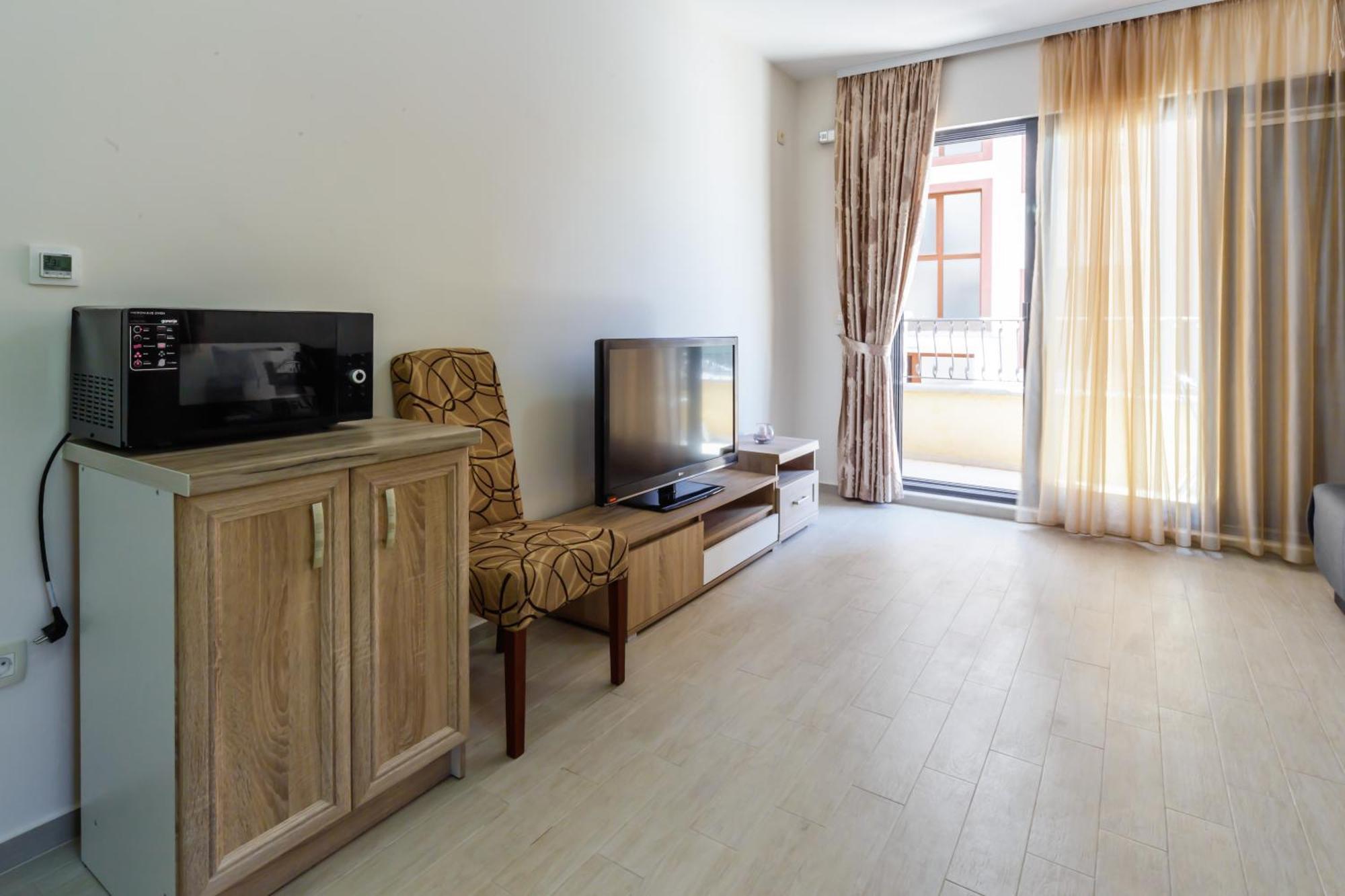 Opium Mar Apartments Petrovac Pokój zdjęcie