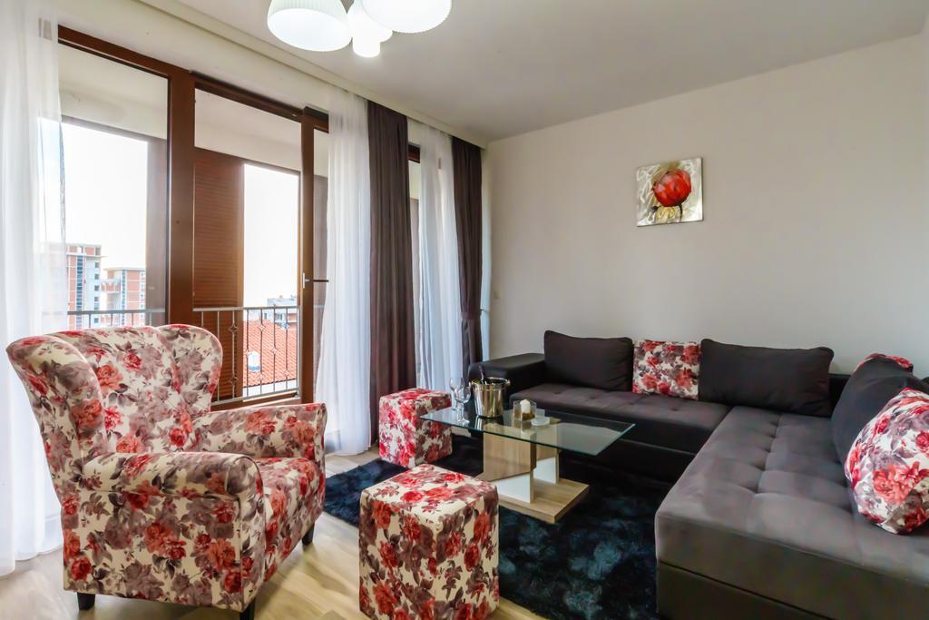 Opium Mar Apartments Petrovac Zewnętrze zdjęcie