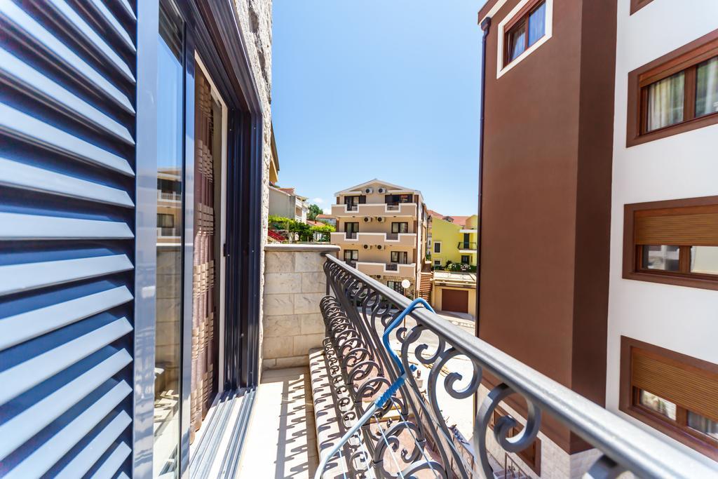 Opium Mar Apartments Petrovac Zewnętrze zdjęcie