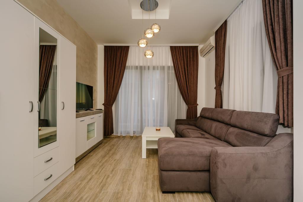 Opium Mar Apartments Petrovac Zewnętrze zdjęcie